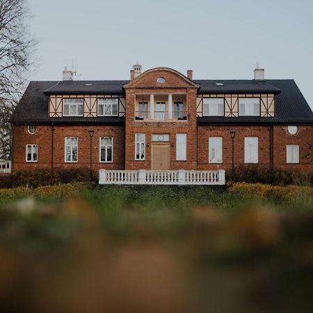 Piena Muiza - Berghof Hotel & Spa Sieksate Eksteriør bilde