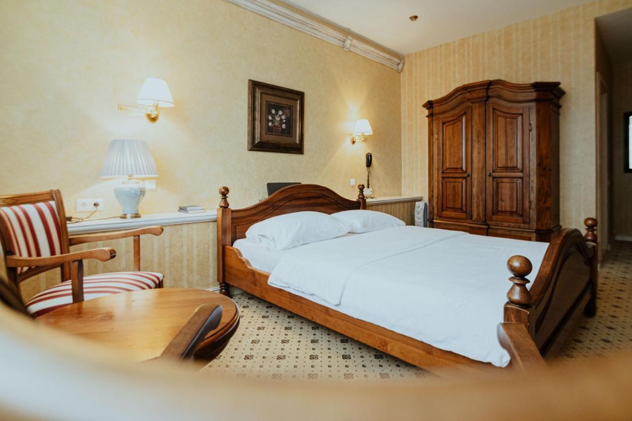 Piena Muiza - Berghof Hotel & Spa Sieksate Eksteriør bilde