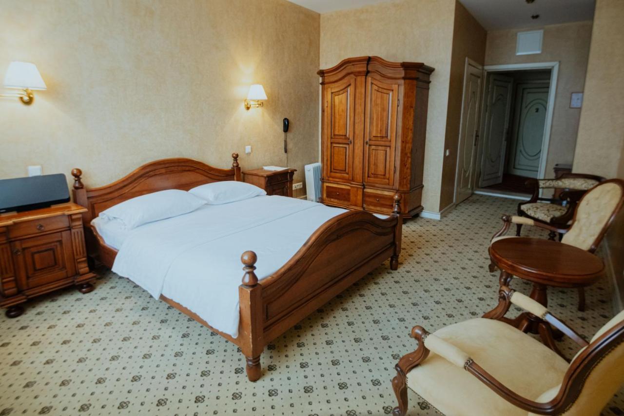 Piena Muiza - Berghof Hotel & Spa Sieksate Eksteriør bilde