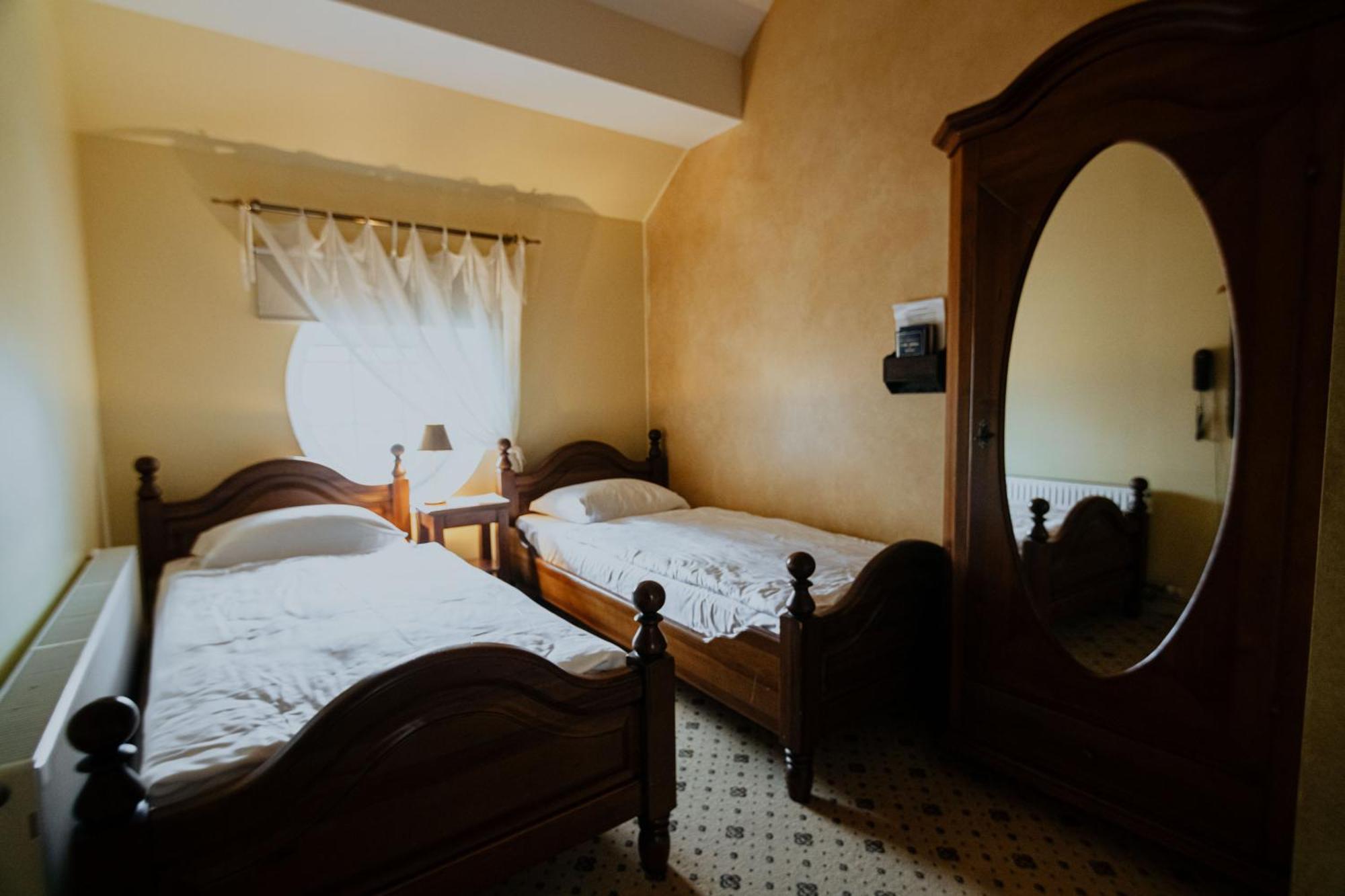 Piena Muiza - Berghof Hotel & Spa Sieksate Rom bilde