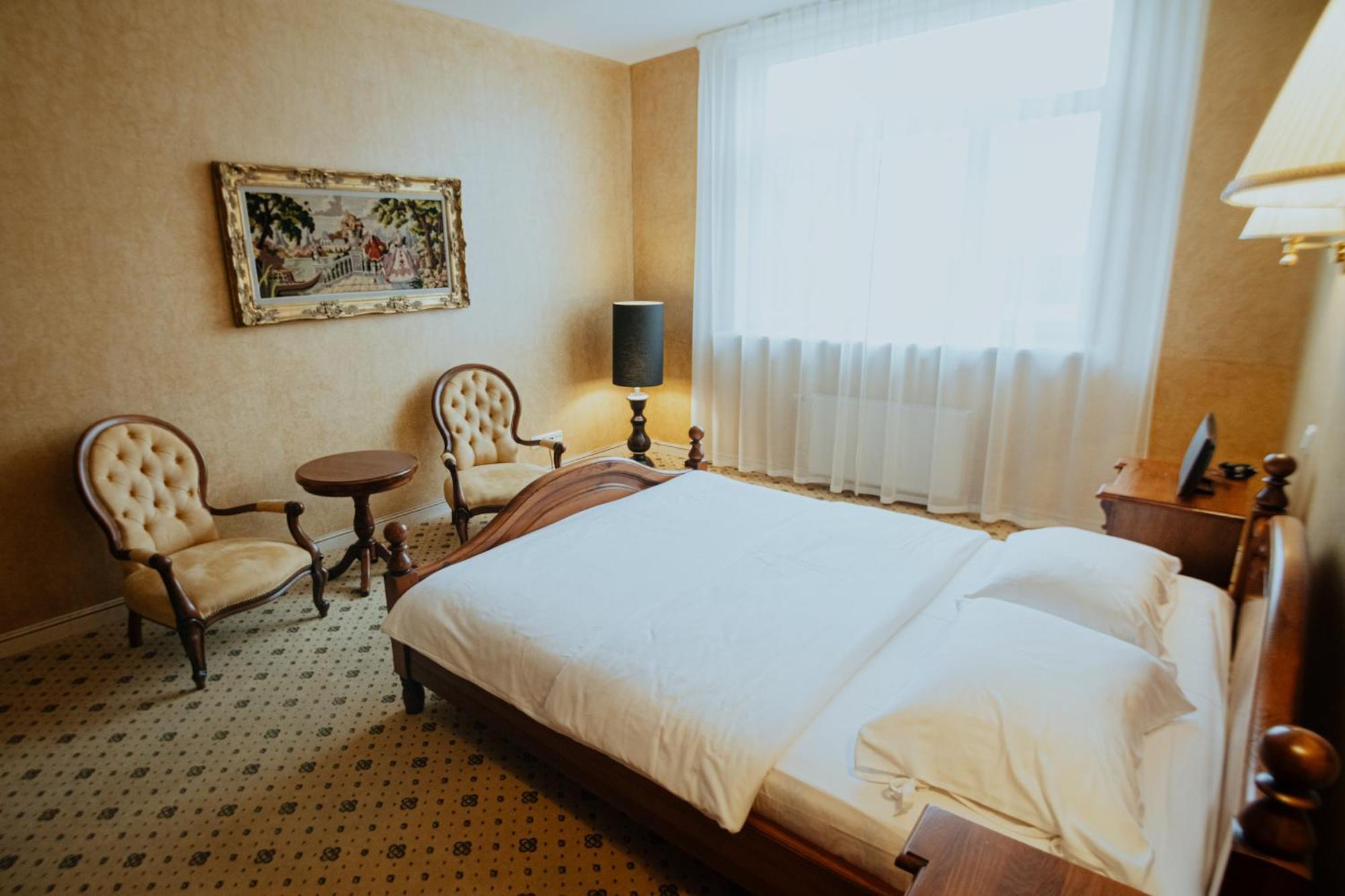 Piena Muiza - Berghof Hotel & Spa Sieksate Rom bilde