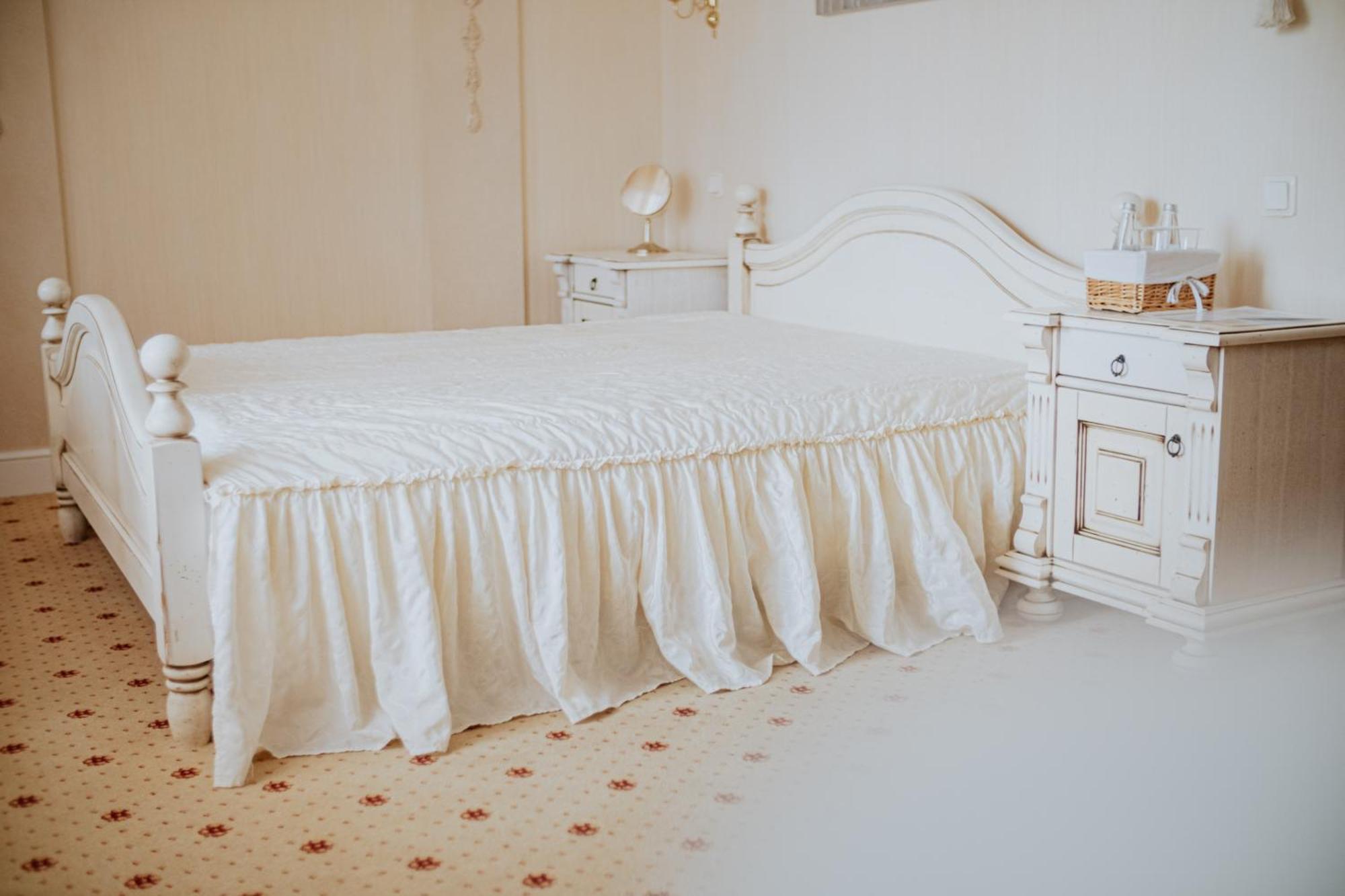 Piena Muiza - Berghof Hotel & Spa Sieksate Rom bilde